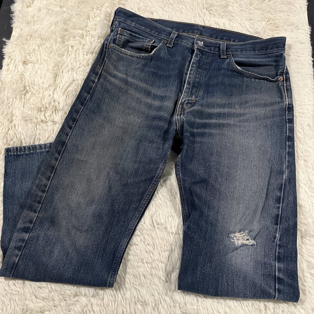 Levis mens 505 W36 L 30 distressed 100% cotton jeans Bangladesh medium wash Read